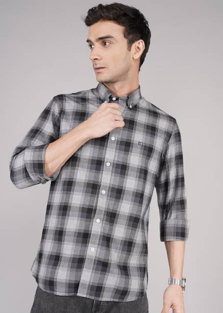 Men Slim Fit Checkered Button Down Collar Casual Shirt