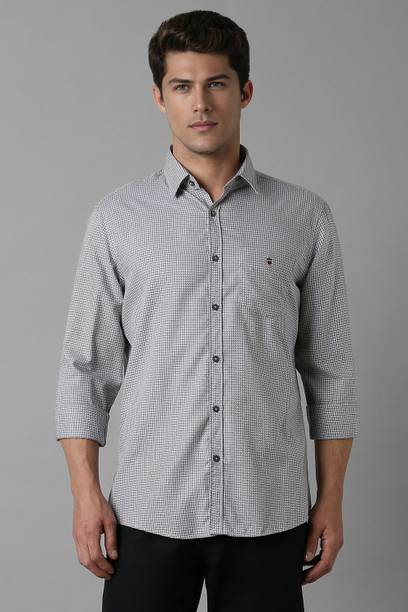 Men Slim Fit Solid Casual Shirt