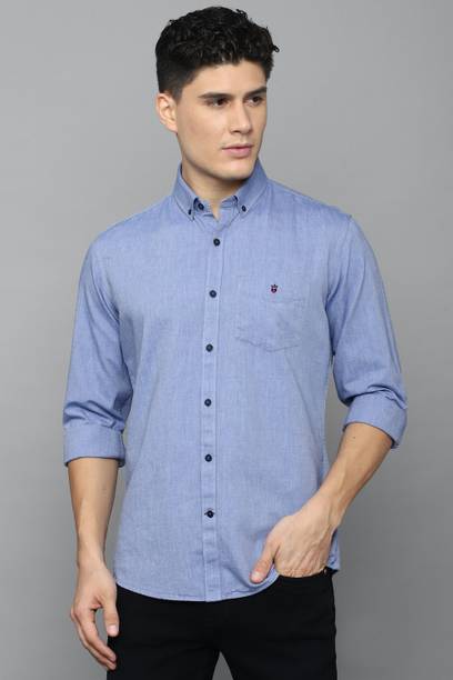 Men Slim Fit Solid Button Down Collar Casual Shirt