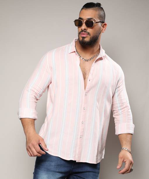 Men Regular Fit Striped Spread Collar Casual Shirt