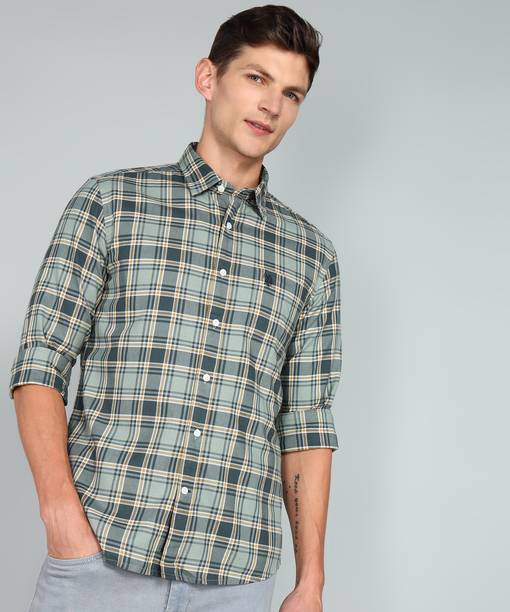 Men Slim Fit Checkered Spread Collar Casual Shirt
