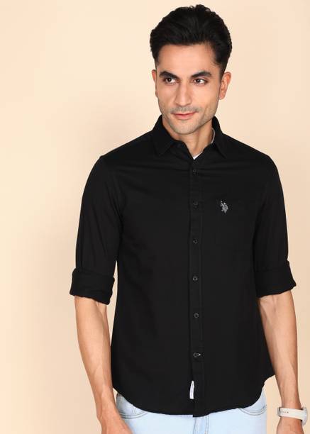 Men Regular Fit Solid Cut Away Collar Casual Shirt