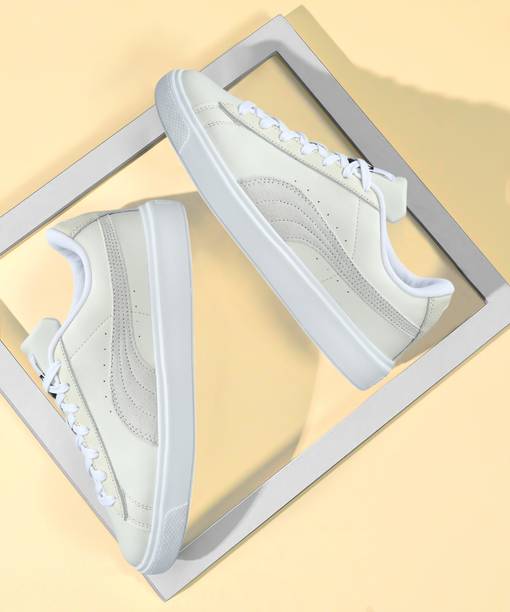 Lajla Clean Sep Casuals For Women