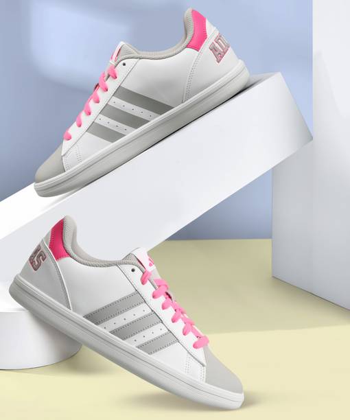 Classic Rubber W3 Running Shoes For Women