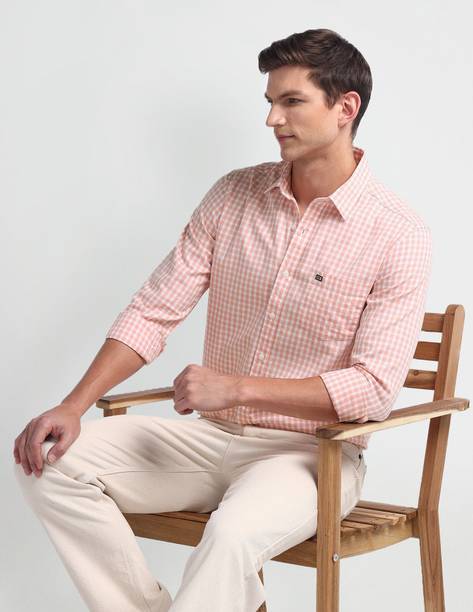 Men Slim Fit Checkered Cut Away Collar Casual Shirt