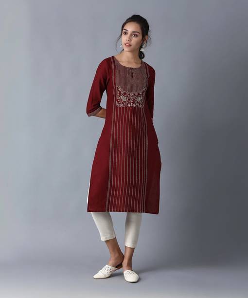 Women Embroidered Cotton Blend Straight Kurta