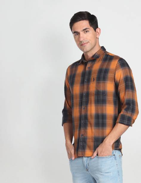 Men Slim Fit Checkered Spread Collar Casual Shirt