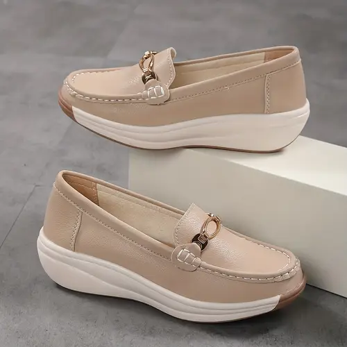 Chtappiliar Women’s Plus Size All-Season Slip-On Loafers With Thick Cushioned