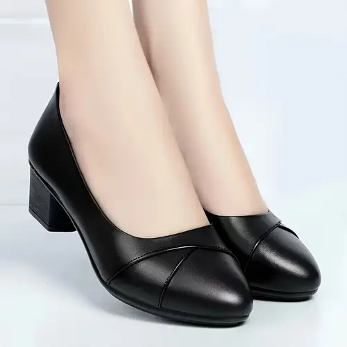 Women’s Elegant Pointed-Toe Mary Jane Shoes - Glossy Black Faux
